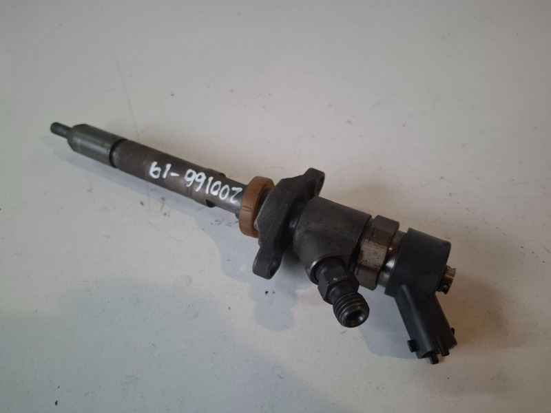 Recambio de inyector para citroen xsara picasso 9hz referencia OEM IAM 0445110259  