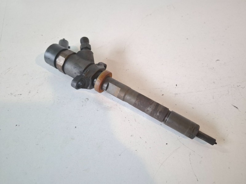 Recambio de inyector para citroen xsara picasso 9hz referencia OEM IAM 0445110259  