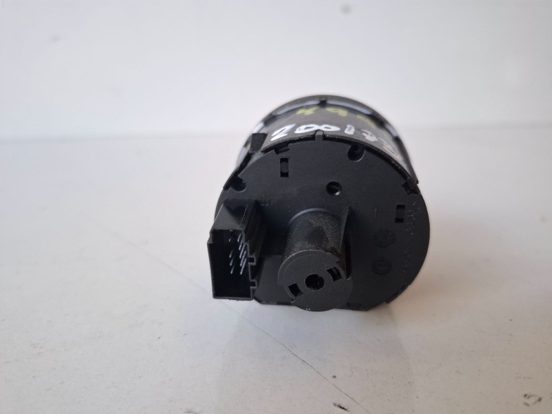 Recambio de mando luces para skoda karoq (nu) dgt referencia OEM IAM 565941431C  