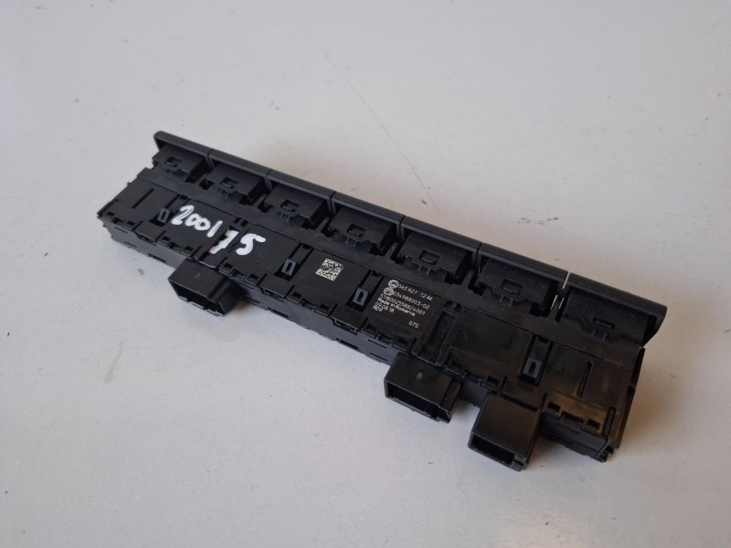 Recambio de warning para skoda karoq (nu) dgt referencia OEM IAM 565927132AK  