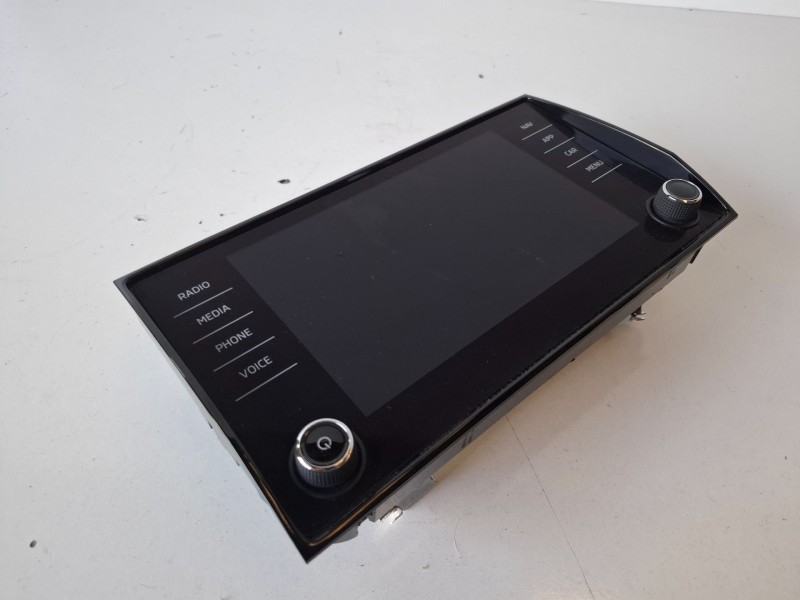Recambio de pantalla multifuncion para skoda karoq (nu) dgt referencia OEM IAM 565919605B  