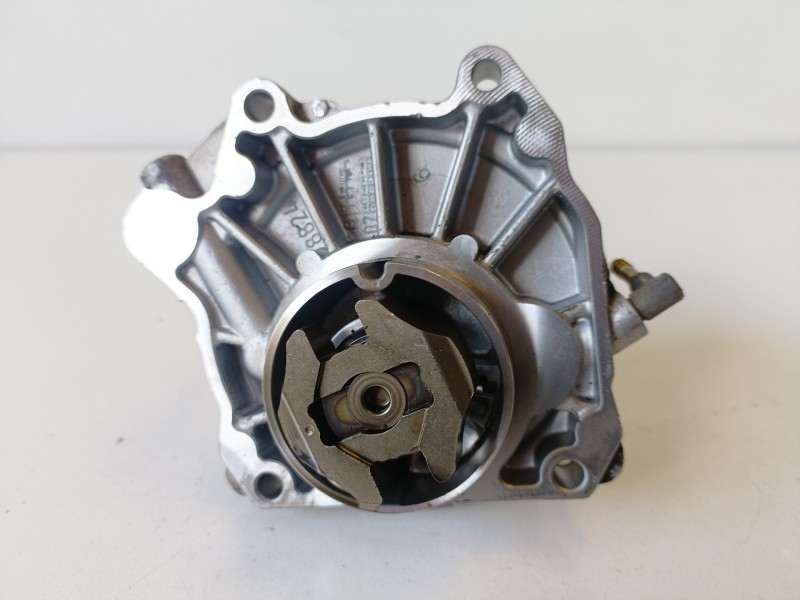 Recambio de depresor freno / bomba vacio para opel insignia berlina a20dth referencia OEM IAM 55205446  
