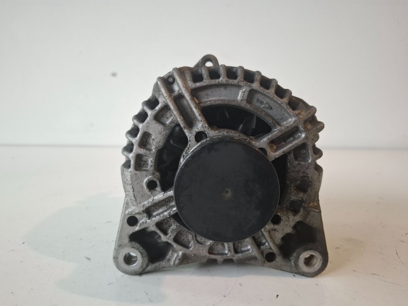 Recambio de alternador para renault laguna ii (bg0) f9q758 referencia OEM IAM 0124525137  