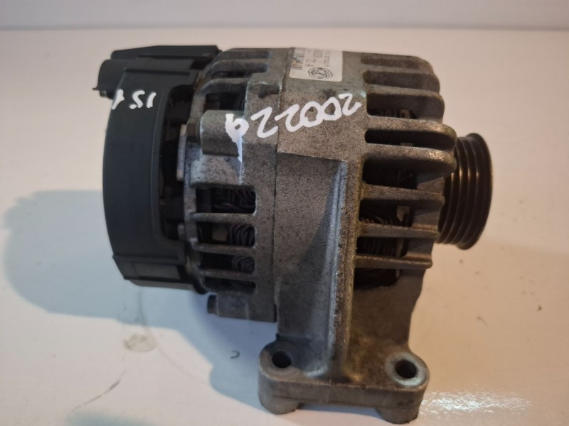 Recambio de alternador para fiat ii punto (188) berlina 188a4000 referencia OEM IAM 46843091  