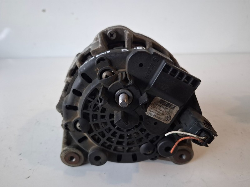 Recambio de alternador para dacia sandero ii k9k612 referencia OEM IAM 231002949RD  