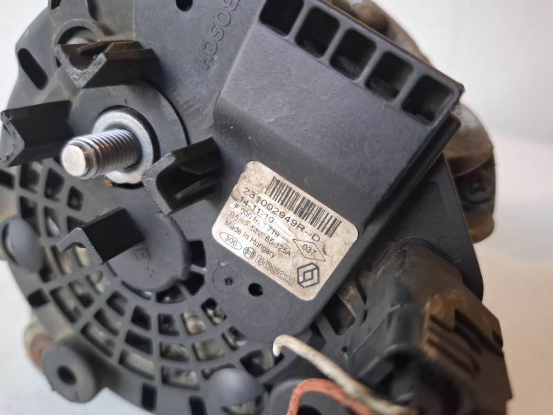 Recambio de alternador para dacia sandero ii k9k612 referencia OEM IAM 231002949RD  