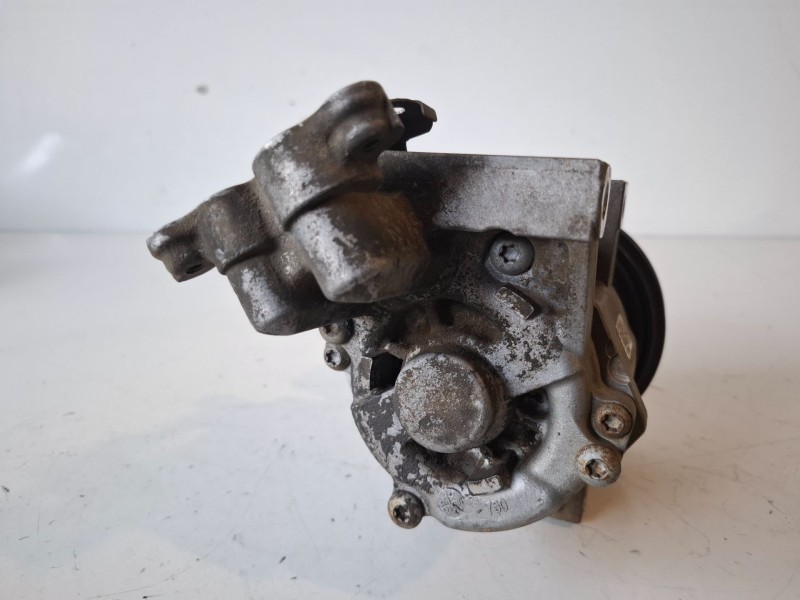 Recambio de compresor aire acondicionado para dacia sandero ii k9k612 referencia OEM IAM 926009154R  