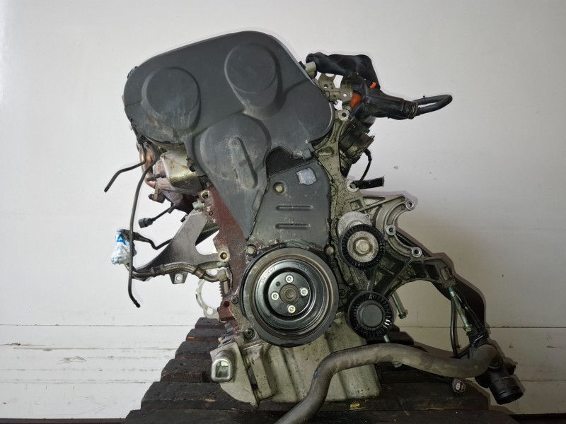 Recambio de motor completo para audi a4 avant (8e) blb referencia OEM IAM BLB  