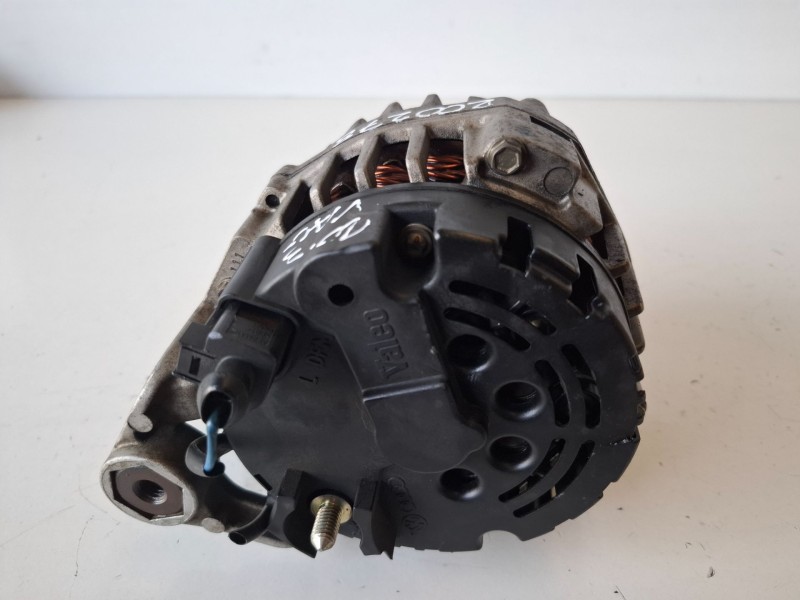 Recambio de alternador para audi a6 avant (4b5) aeb referencia OEM IAM 06B903016D  