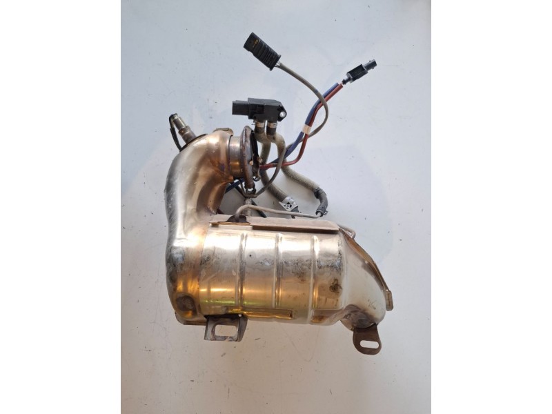 Recambio de catalizador para renault kadjar h5h470 referencia OEM IAM 208A08881RA  