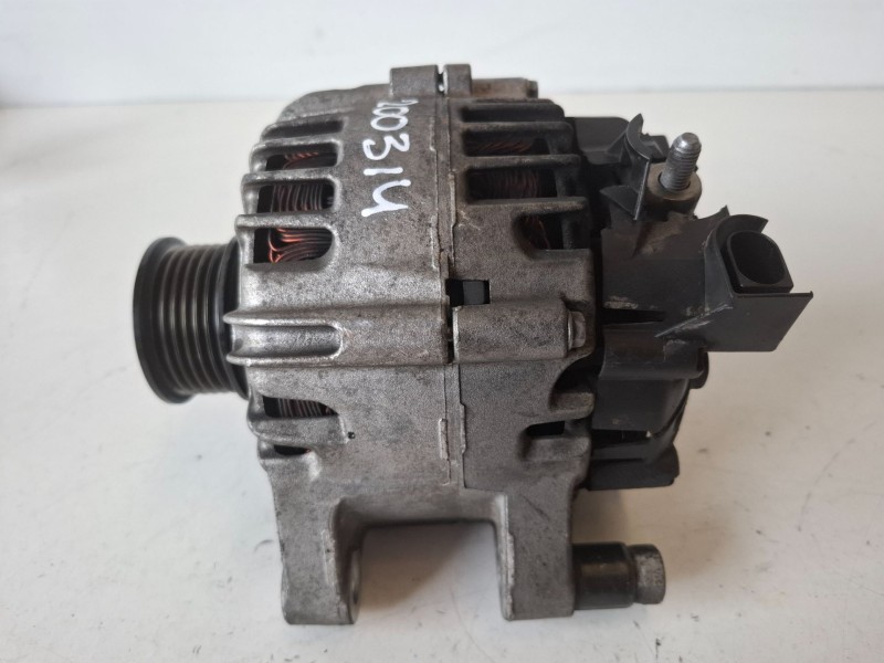 Recambio de alternador para ford focus sportbreak (cb8) t1da referencia OEM IAM AV6N10300DC  