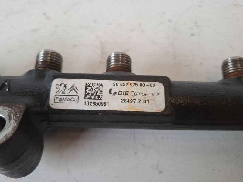 Recambio de rampa inyectora para ford focus sportbreak (cb8) t1da referencia OEM IAM 9685297580  