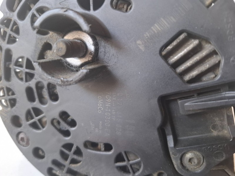 Recambio de alternador para ford mondeo berlina (ca2) qxba referencia OEM IAM 0121615028  