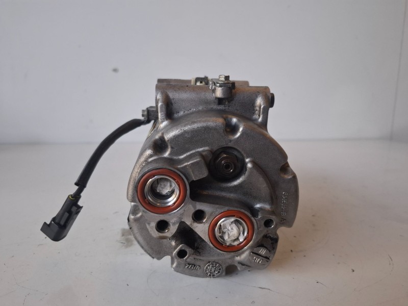 Recambio de compresor aire acondicionado para ford focus sportbreak (cb4) kkda referencia OEM IAM   