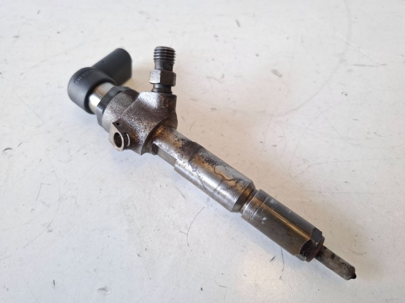 Recambio de inyector para ford focus sportbreak (cb4) kkda referencia OEM IAM 4M5Q9F593AD  