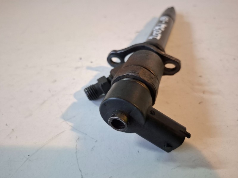 Recambio de inyector para volvo xc90 d5244t5 referencia OEM IAM 0445110078  