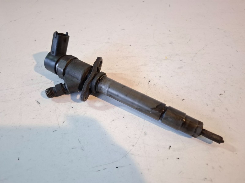Recambio de inyector para volvo xc90 d5244t5 referencia OEM IAM 0445110078  