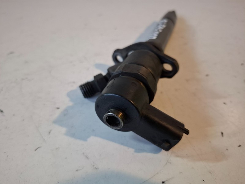 Recambio de inyector para volvo xc90 d5244t5 referencia OEM IAM 0445110078  