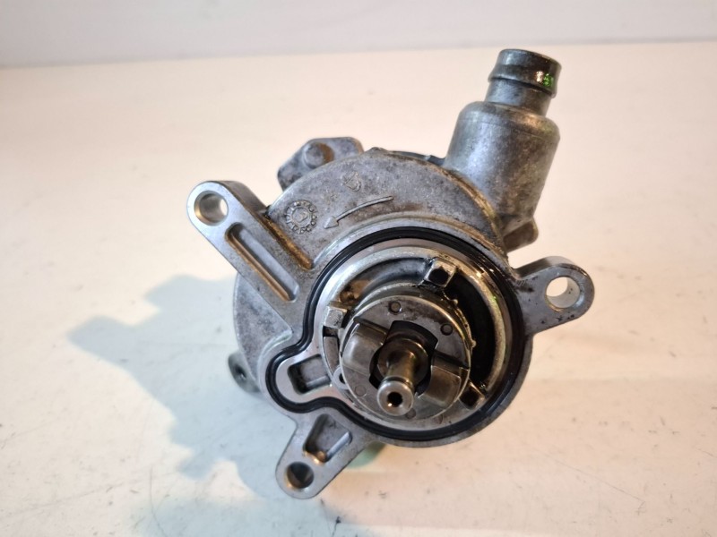 Recambio de depresor freno / bomba vacio para volvo xc90 d5244t5 referencia OEM IAM 08699237  