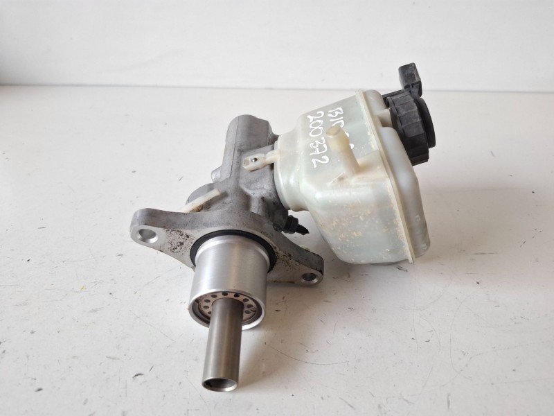 Recambio de bomba freno para volkswagen scirocco (137) cavd referencia OEM IAM   