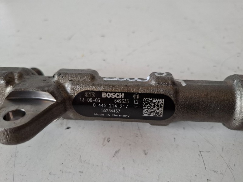 Recambio de rampa inyectora para fiat iii fiorino (225) 199a9000 referencia OEM IAM 0445214217  