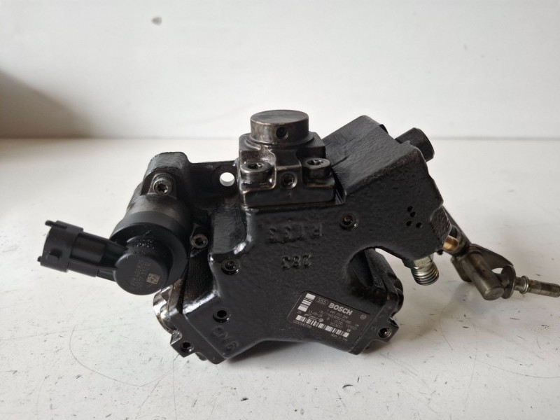 Recambio de bomba inyeccion para fiat iii fiorino (225) 199a9000 referencia OEM IAM 0445010266  