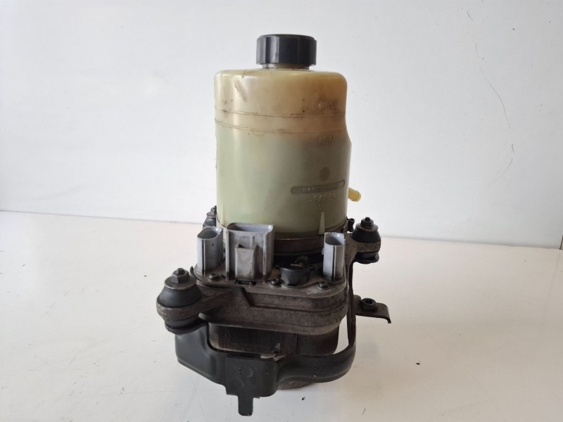 Recambio de bomba direccion para ford focus sportbreak (cb4) kkda referencia OEM IAM 4M513K514CA  