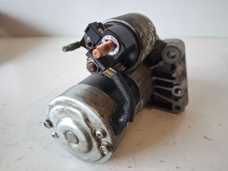 Recambio de motor arranque para peugeot 207 9hp / 9h06 referencia OEM IAM M000T93581  