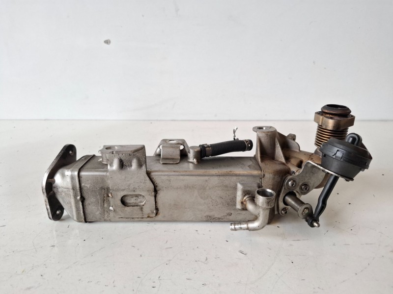 Recambio de enfriador egr para bmw serie 1 berlina 5p (f20) n47d20c referencia OEM IAM 781075107  