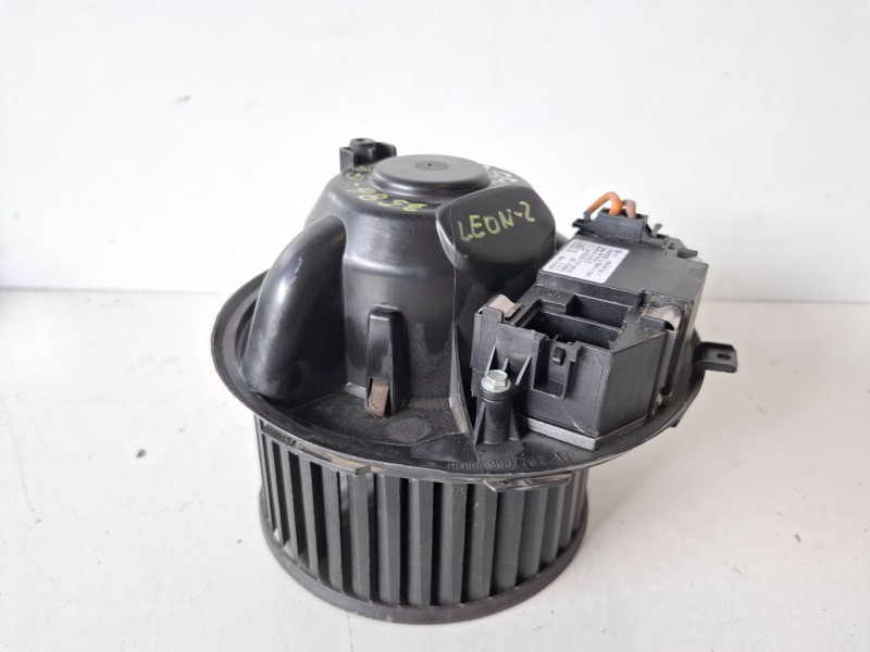 Recambio de ventilador calefaccion para seat leon (1p1) bxf referencia OEM IAM   