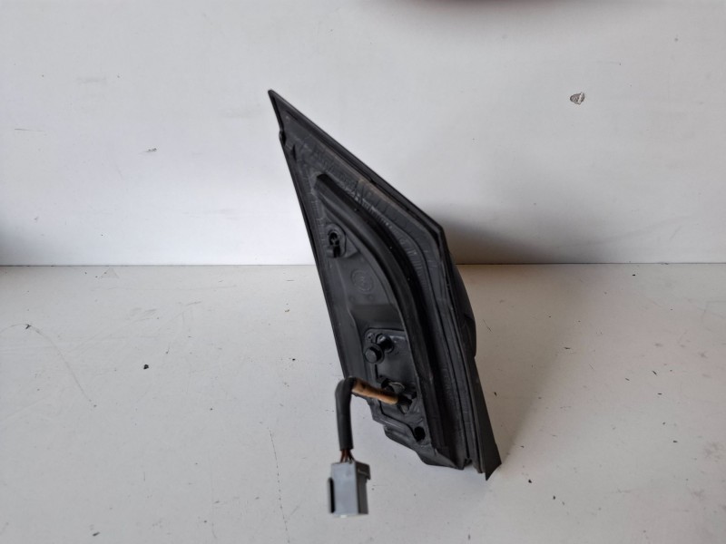 Recambio de retrovisor izquierdo para ford focus berlina (cap) g8da referencia OEM IAM   
