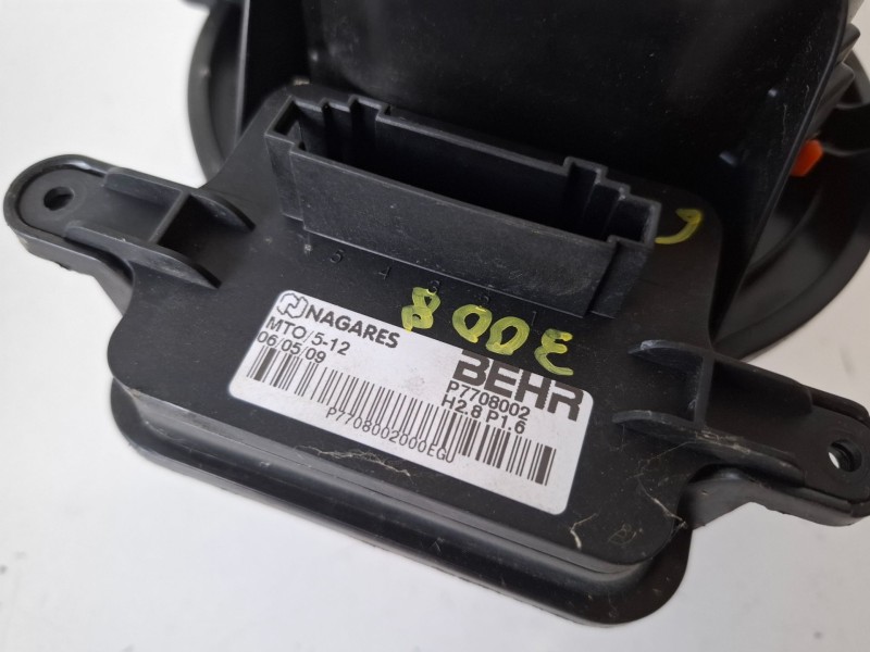 Recambio de ventilador calefaccion para peugeot 3008 9hz / 9h01 referencia OEM IAM   