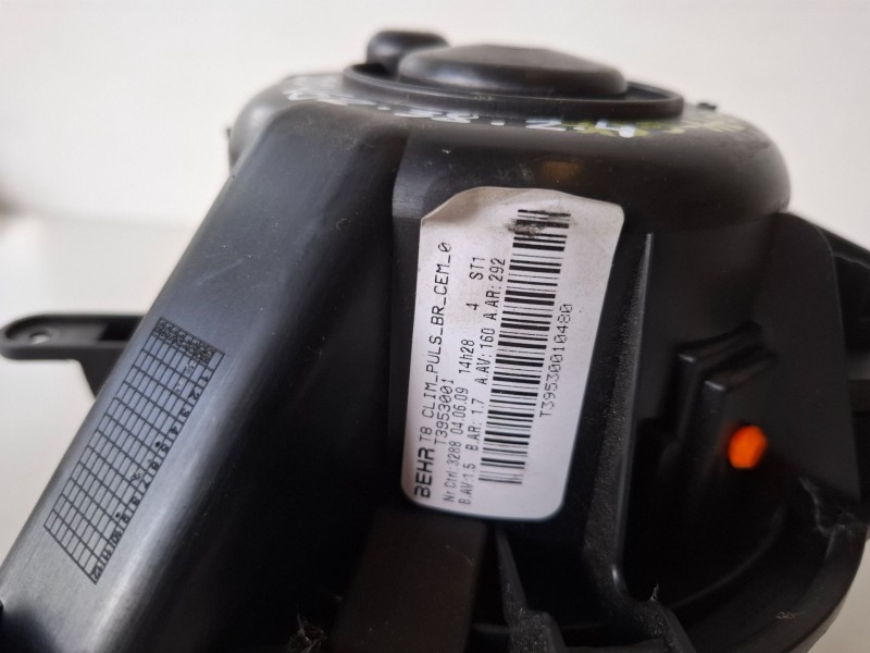 Recambio de ventilador calefaccion para peugeot 3008 9hz / 9h01 referencia OEM IAM   