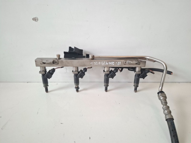 Recambio de rampa inyectora para bmw serie 1 berlina (e81/e87) n45b16a referencia OEM IAM 7530420  