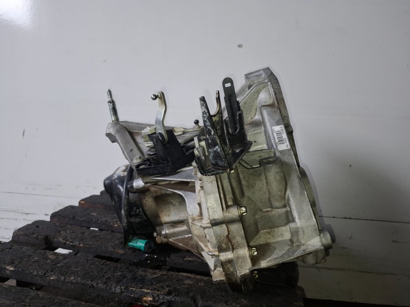 Recambio de caja cambios para nissan micra (k12e) cr12de referencia OEM IAM JH3103  