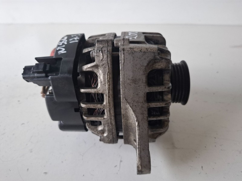 Recambio de alternador para nissan micra (k12e) cr12de referencia OEM IAM 23100AX62B  