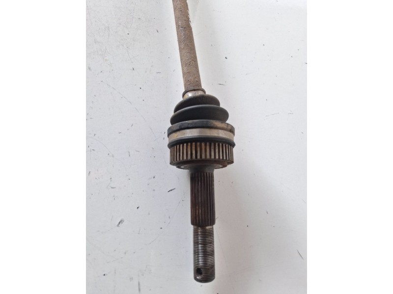 Recambio de transmision trasera izquierda para nissan x-trail (t31) m9r referencia OEM IAM   