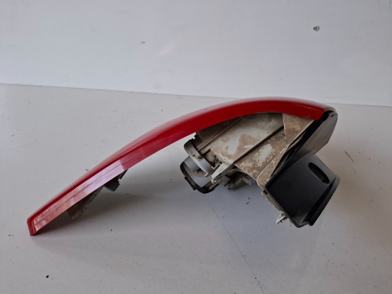 Recambio de piloto trasero derecho para citroen c4 picasso 9hz referencia OEM IAM   