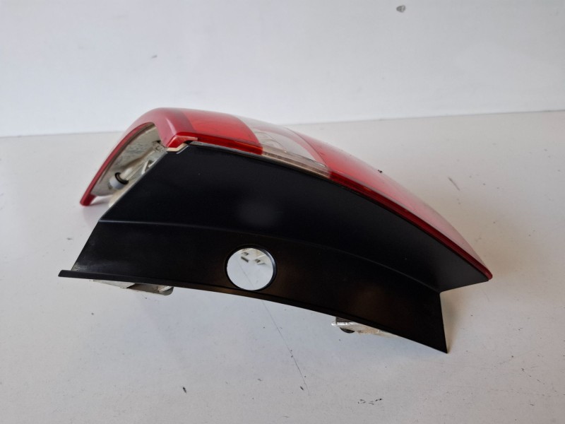 Recambio de piloto trasero derecho para citroen c4 picasso 9hz referencia OEM IAM   