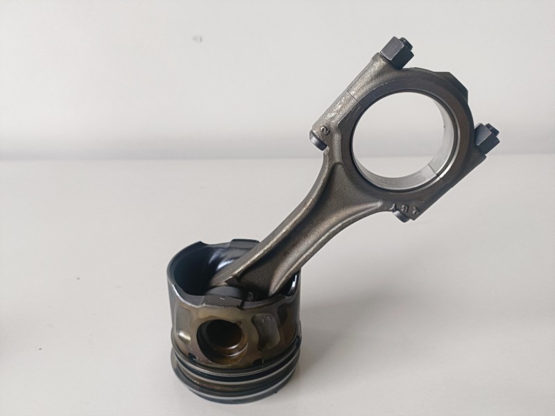 Recambio de piston para fiat ii scudo (272) combi rh02 referencia OEM IAM   