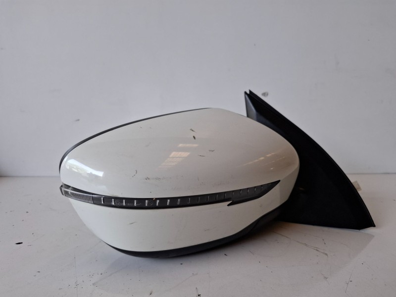 Recambio de retrovisor derecho para nissan qashqai (j11e) k9k636 referencia OEM IAM   