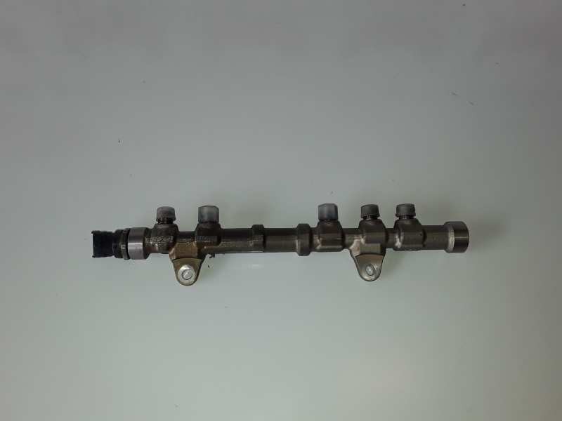 Recambio de rampa inyectora para fiat iii fiorino (225) 199b1000 referencia OEM IAM 0445214217/55234437  