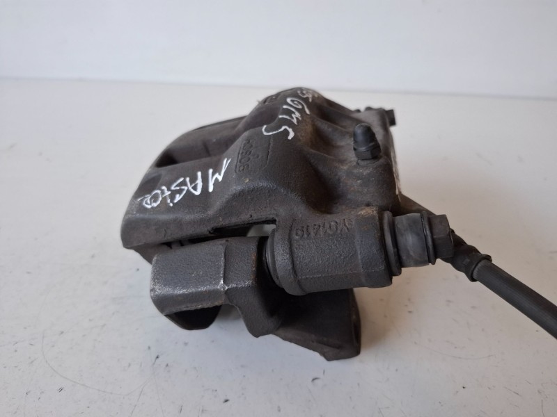 Recambio de pinza de freno delantera izquierda para renault master ii fase 2 furgón g9u650 referencia OEM IAM   