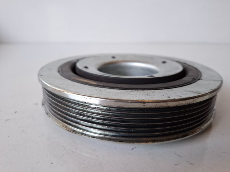 Recambio de polea cigueñal para opel vectra c berlina z19dth referencia OEM IAM   
