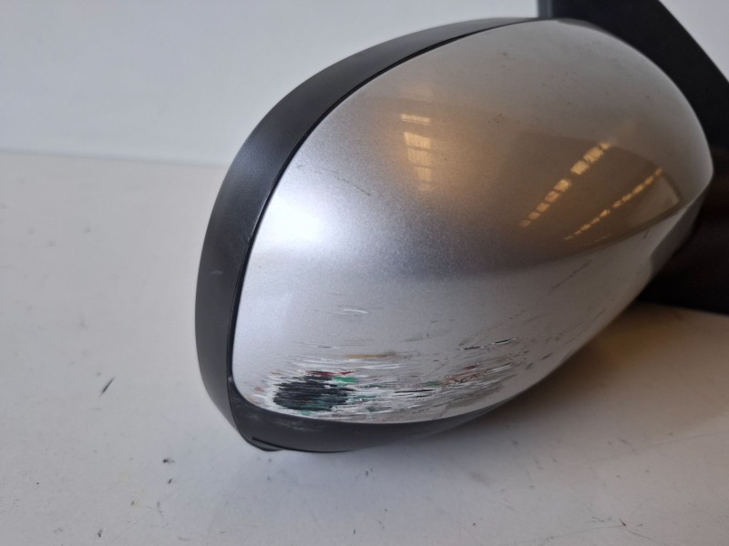 Recambio de retrovisor derecho para opel corsa c z12xep referencia OEM IAM   