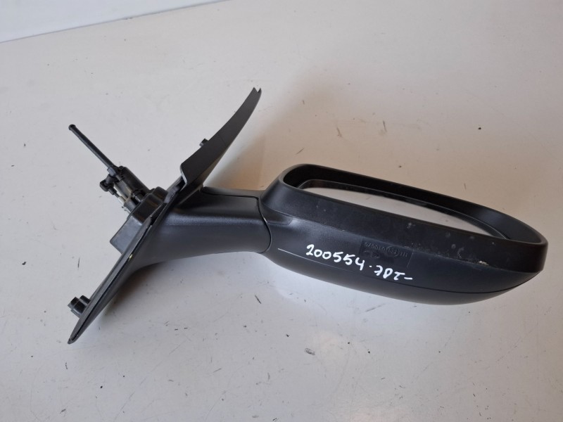 Recambio de retrovisor derecho para opel corsa c z12xep referencia OEM IAM   