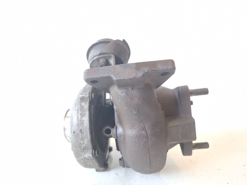 Recambio de turbocompresor para volvo v70 familiar d5244t referencia OEM IAM 8653122  