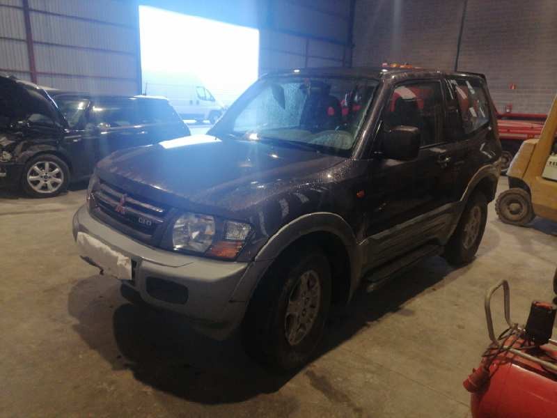 mitsubishi montero (v60/v70) del año 2000