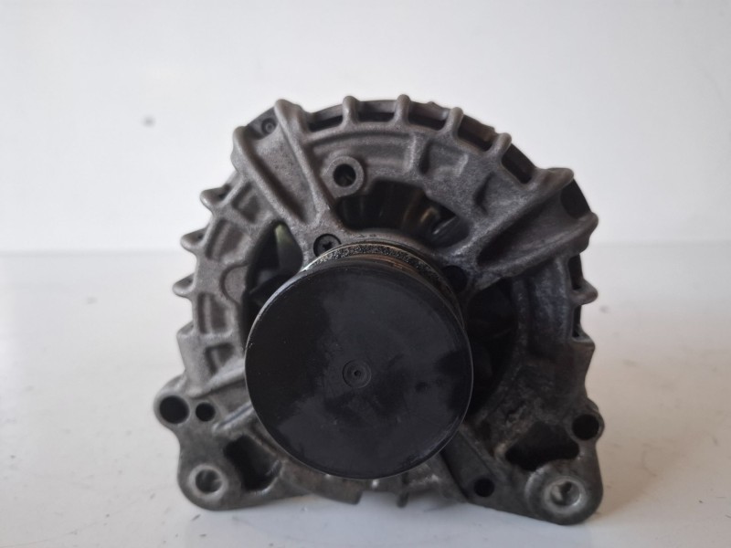 Recambio de alternador para seat exeo st (3r5) cjca referencia OEM IAM 03L903017E  