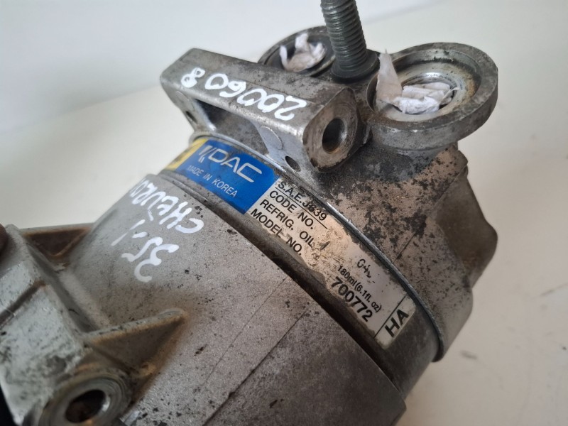 Recambio de compresor aire acondicionado para chevrolet lacetti f16d3 referencia OEM IAM 700772  